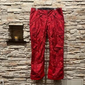 Patagonia Women’s  Mukticolor Printed Mid Rise Button Up Sky Pants , Red, Size L
